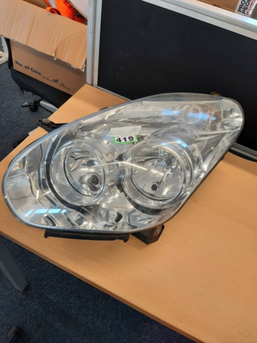 Mercedes Benz 2011 – 2018 OSF Headlight